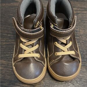 See Kai Run Hudson Boots -size 9